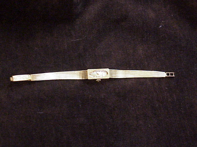 Lady's Bucherer 18 K