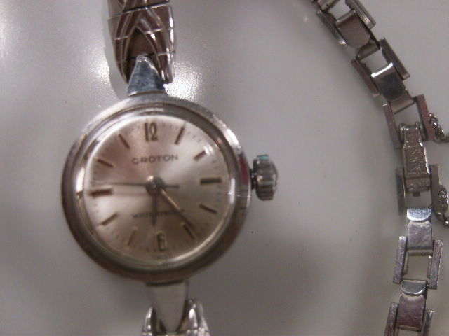 ladies croton watch