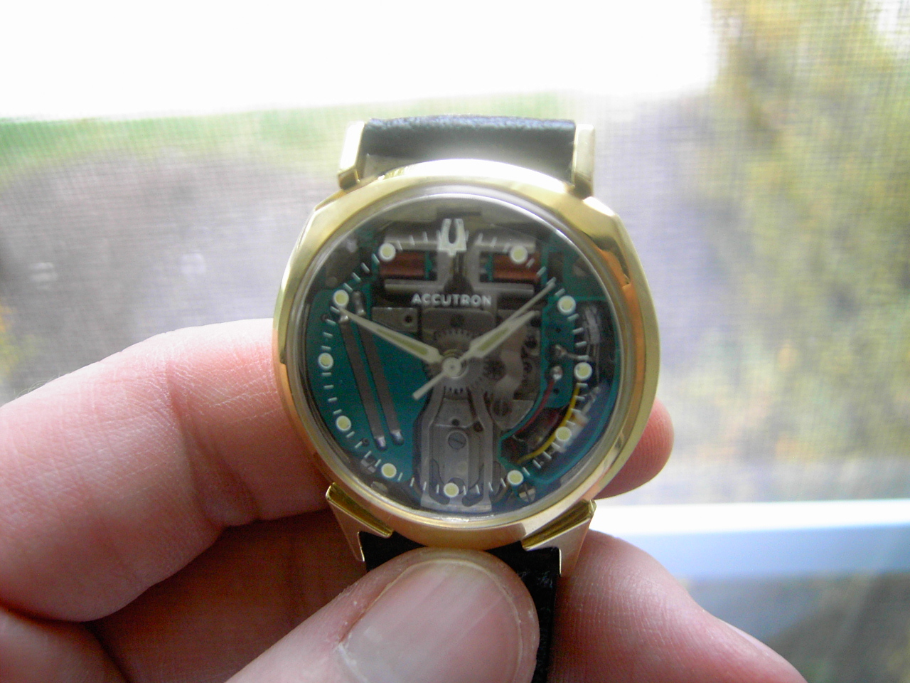 bulova2